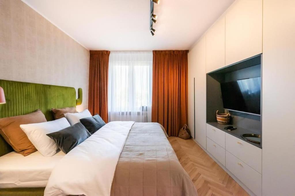 Eclectic City Apartment Near Old Town Βαρσοβία Εξωτερικό φωτογραφία