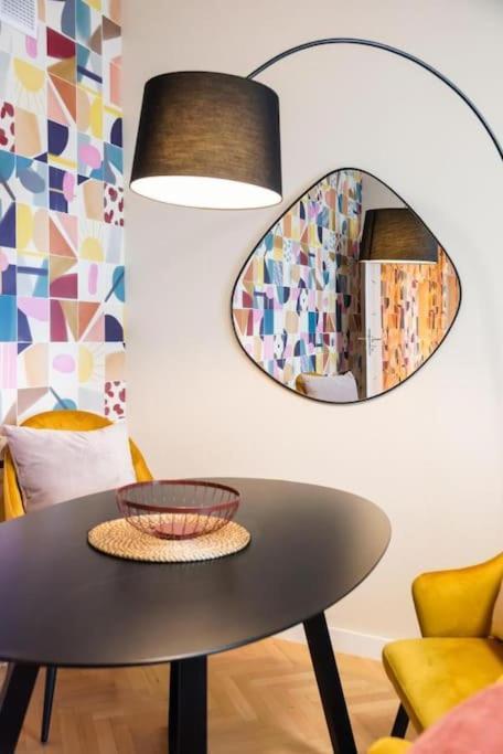 Eclectic City Apartment Near Old Town Βαρσοβία Εξωτερικό φωτογραφία