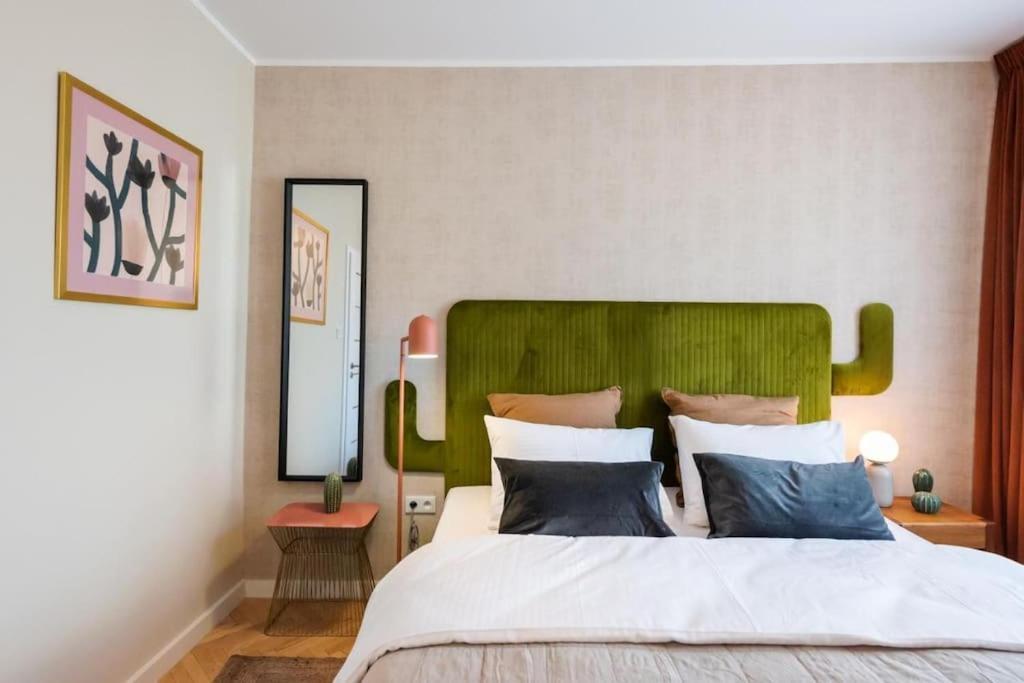 Eclectic City Apartment Near Old Town Βαρσοβία Εξωτερικό φωτογραφία